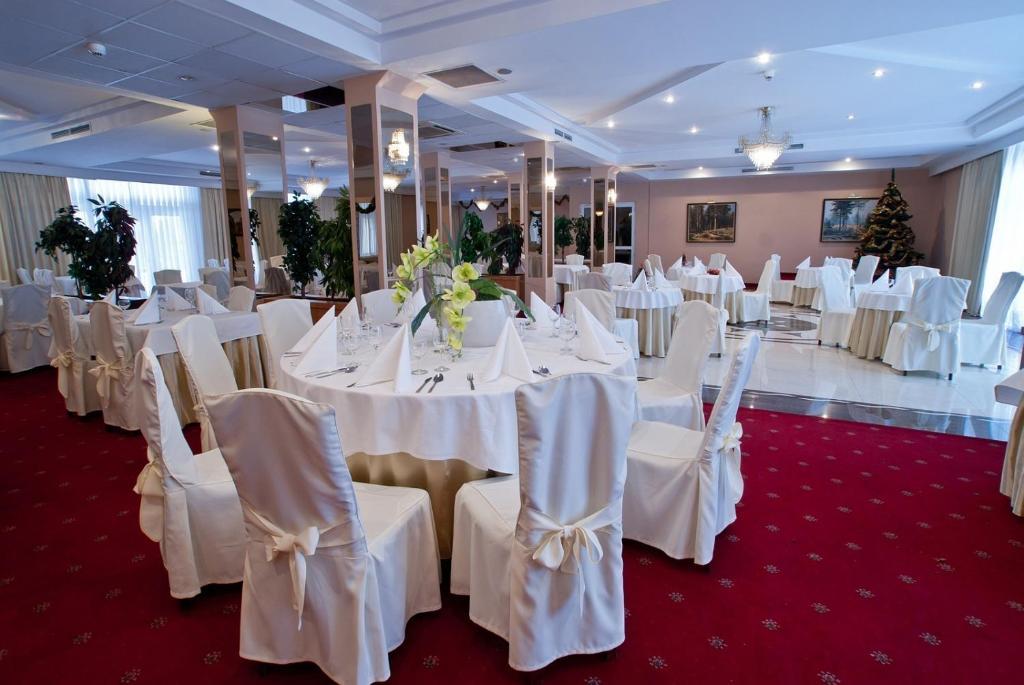 Hotel Ambasador Chojny Łódź Eksteriør billede